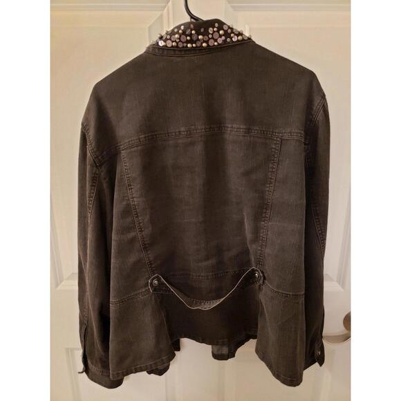 Jacket - Picture 2 of 3